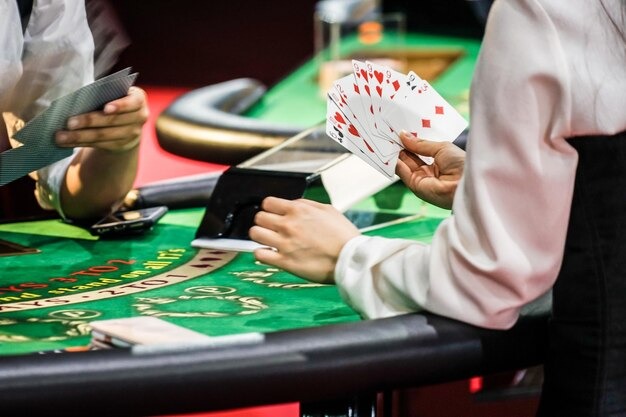 Sakong table lobby on erigo4d login showing multiple stake levels and player counts